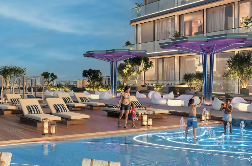 Luxury swimming pool at Sparklz by Danube